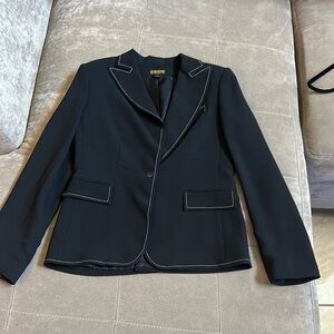 Black and White Structured Blazer with Notched Lapel
